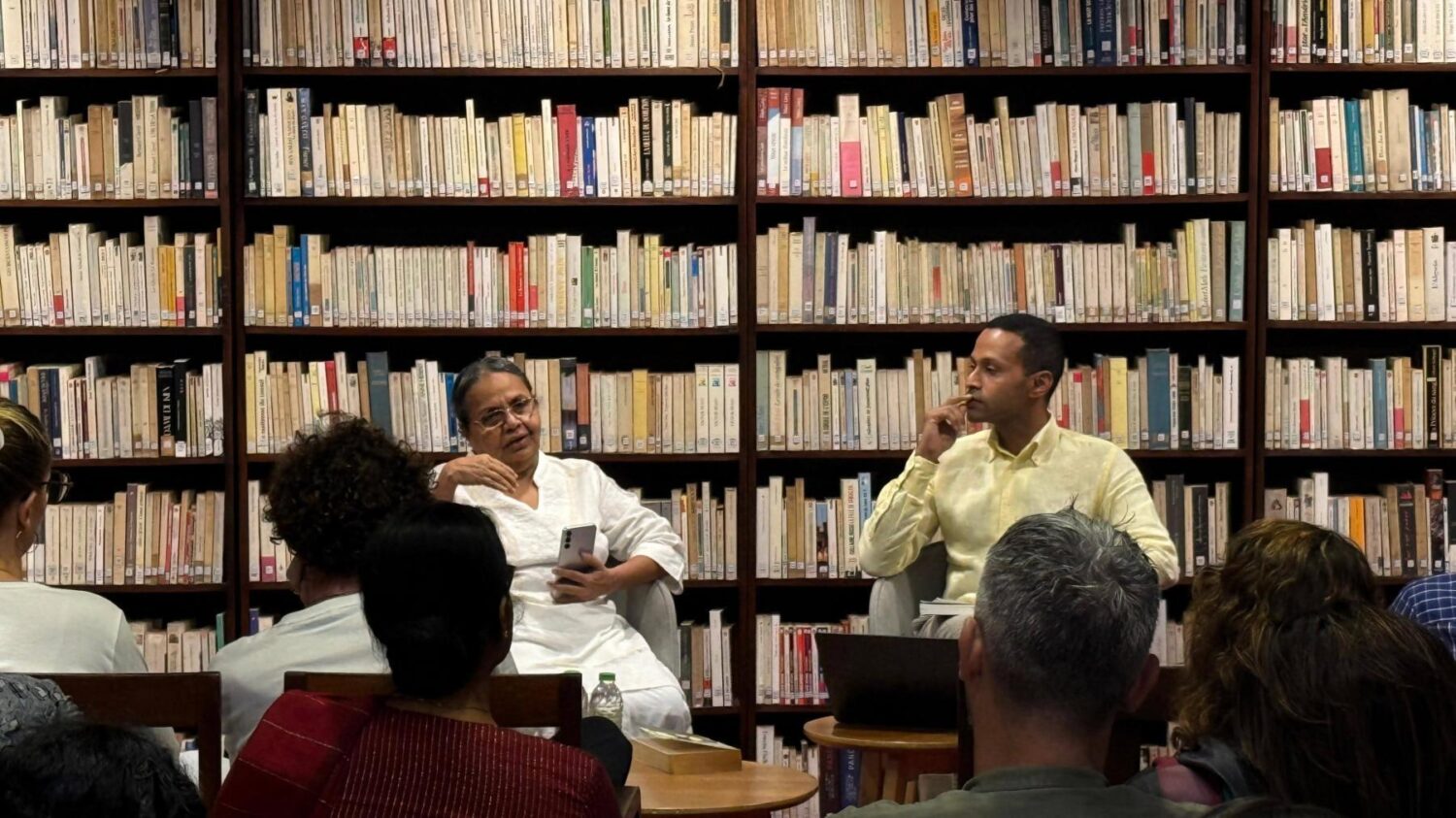 Sunethra Rajakarunanayake et Janaka Samarakoon à l'Alliance française de Colombo